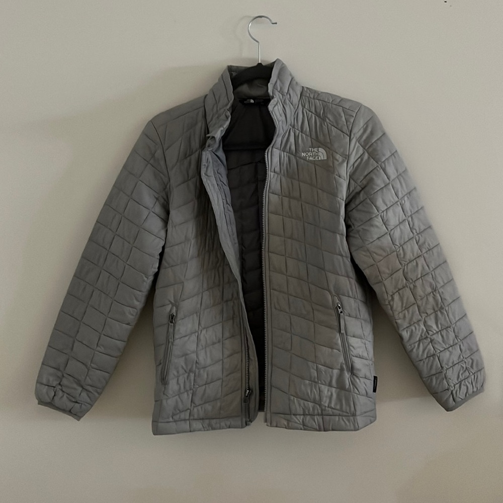 Gray Northface puffer jacket Girls/Womens jacket Girls-Large, Womens-Small